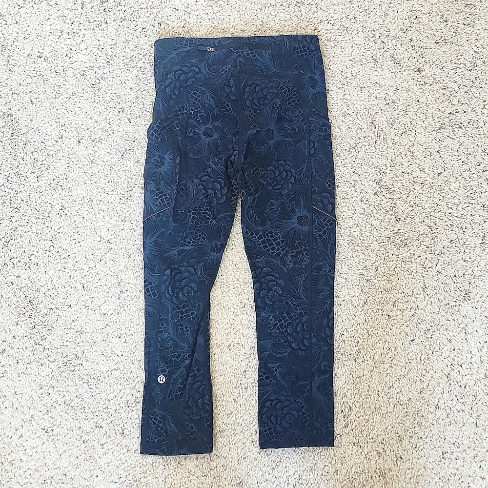 Lululemon Crop tight